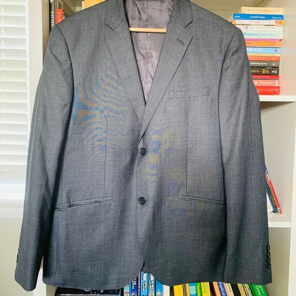 Two Piece Men Suit - Picture 1 of 3